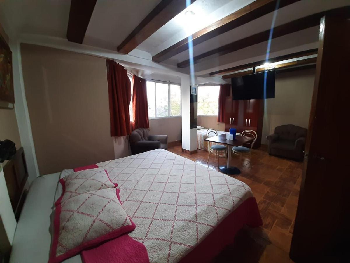 Hotel Posada Proceres Guatemala City ภายนอก รูปภาพ