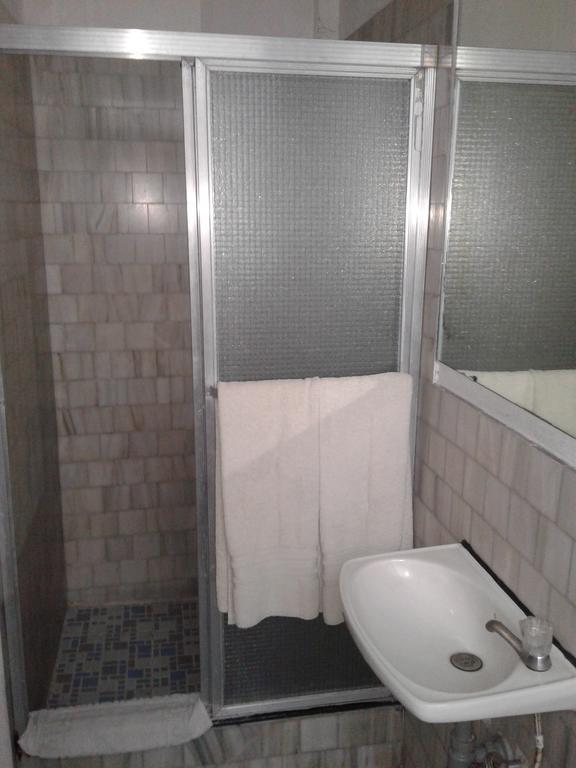Hotel Posada Proceres Guatemala City ภายนอก รูปภาพ
